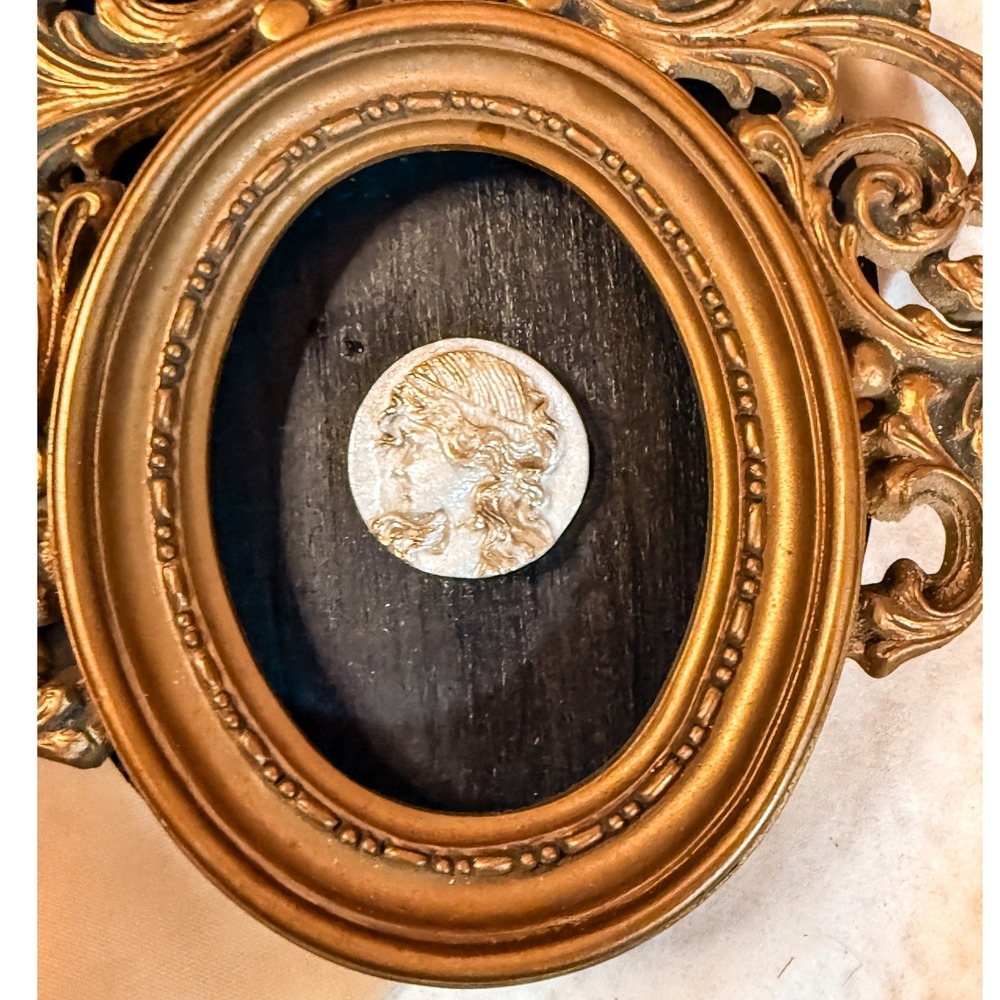 Restored Cameo Creations Frame with Handmade Cameo Art - Picture 3 of 6